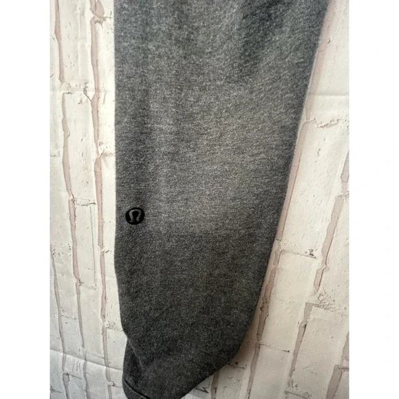 Lululemon leggings size 6 grey - Picture 2 of 8